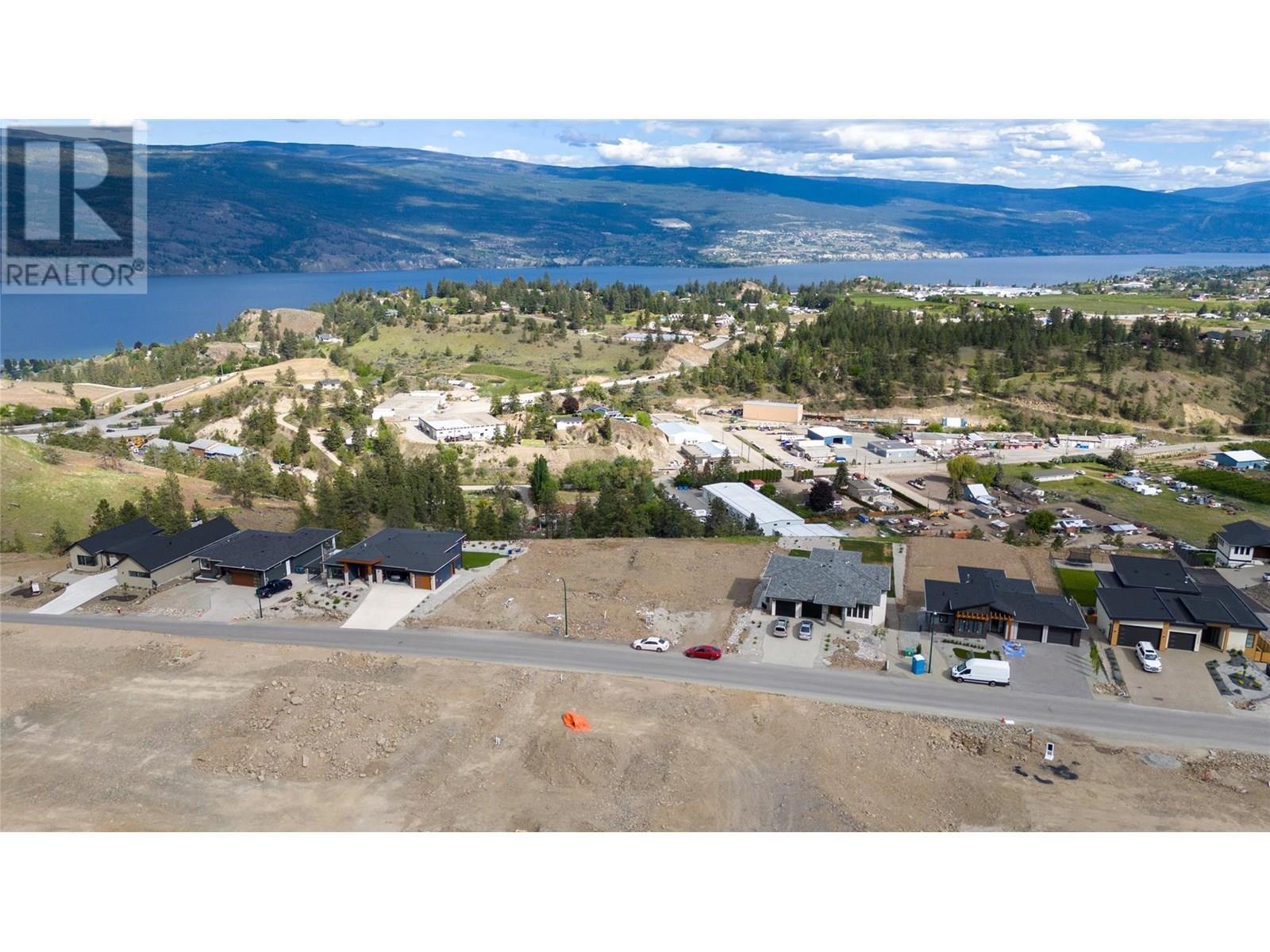17555 Sanborn Street, Summerland, BC