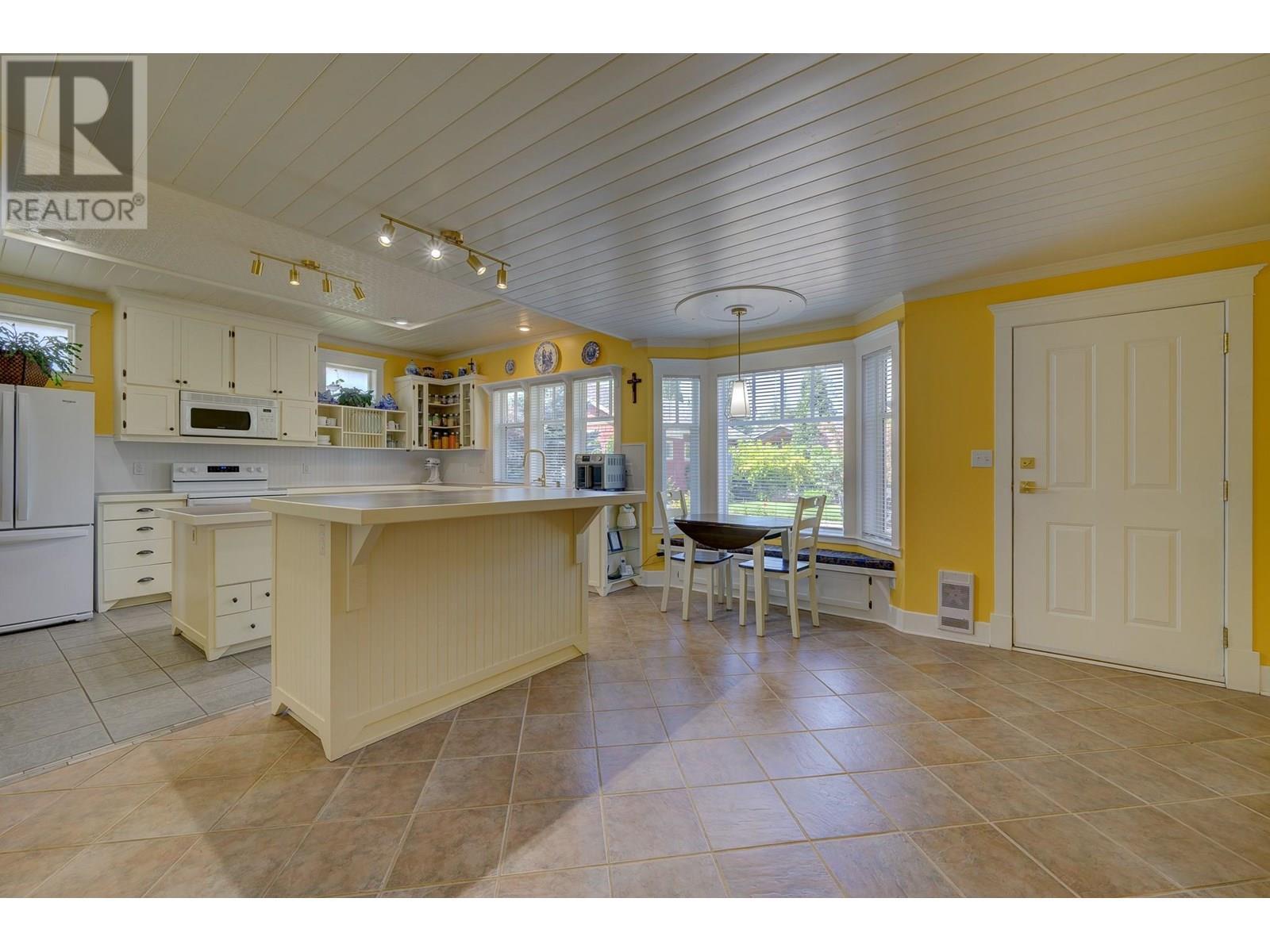 4761 Birch Lane, Barriere, BC - Indoor Photo Showing Other Room