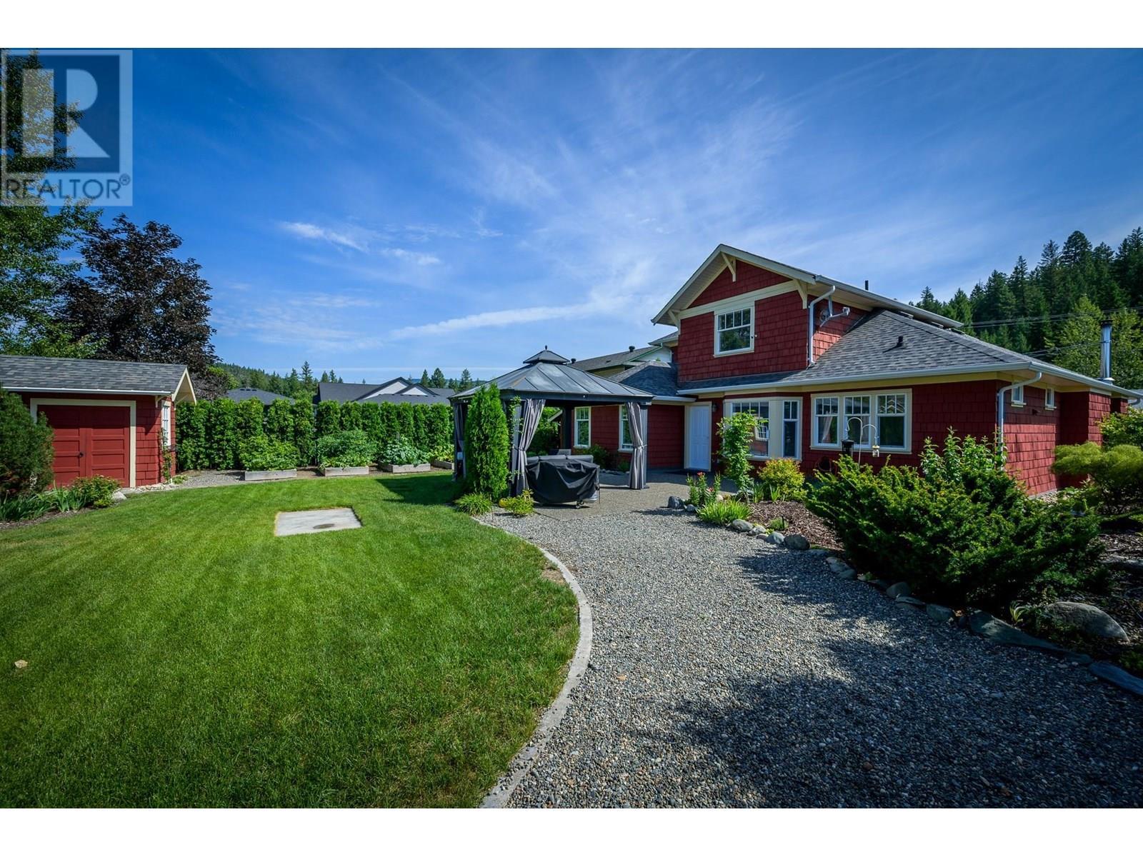 4761 Birch Lane, Barriere, BC - Outdoor With Facade