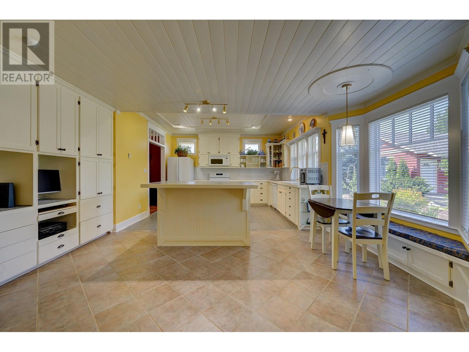 4761 Birch Lane, Barriere, BC - Indoor