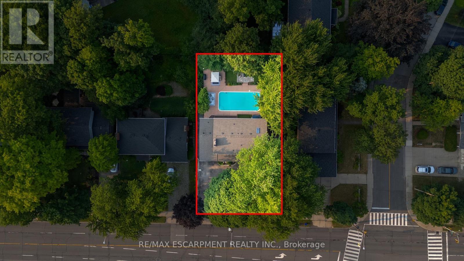 316 Fennell Avenue, Hamilton, ON - Outdoor