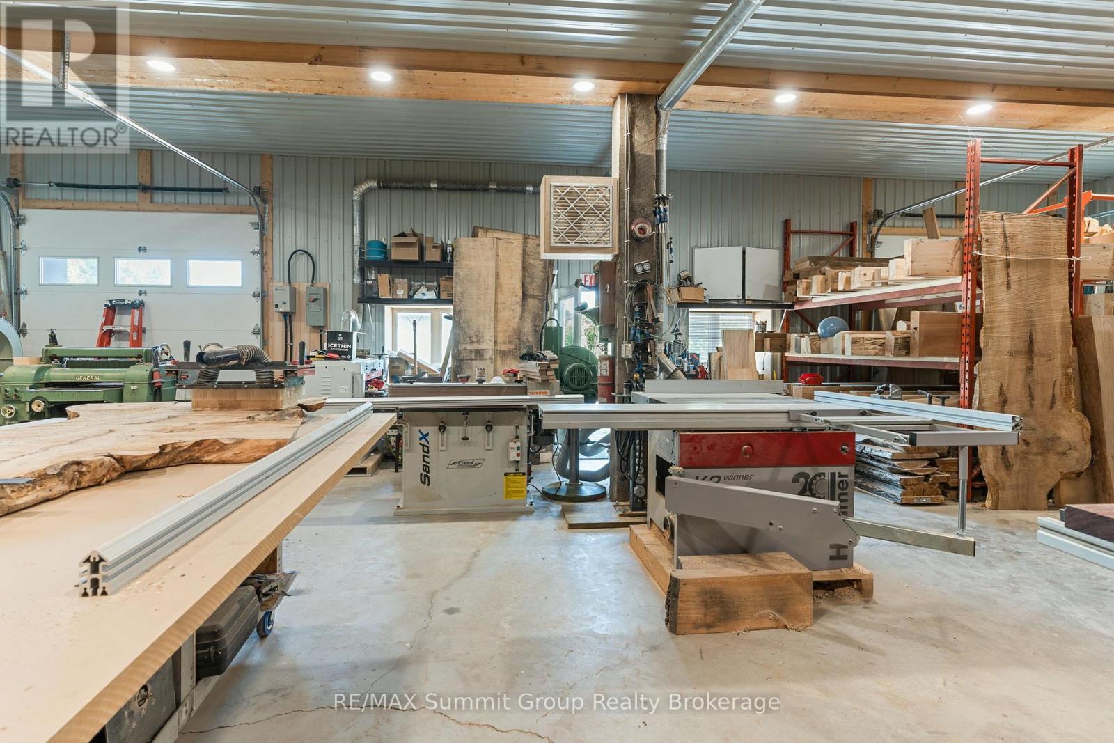 140 & 145 Wellington Street, Grey Highlands, ON