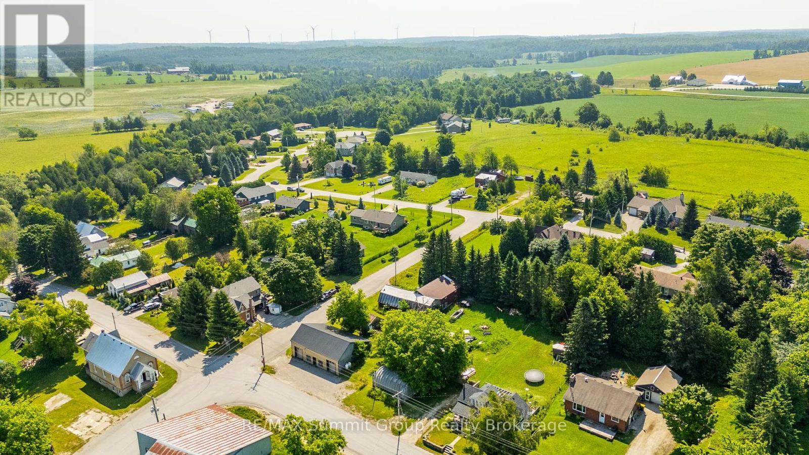 140 & 145 Wellington Street, Grey Highlands, ON