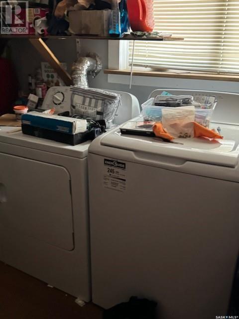 Sibbald Lake, Parkdale Rm No. 498, SK - Indoor Photo Showing Laundry Room
