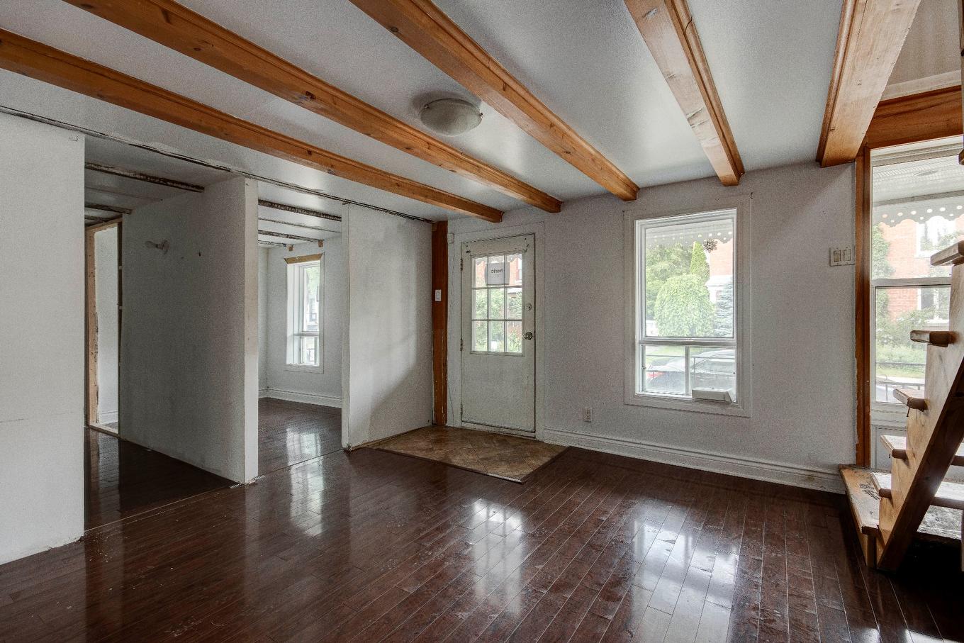 Hall d'entrée/Vestibule - 75 Rue Bouthillier N., Saint-Jean-Sur-Richelieu, QC - Indoor Photo Showing Other Room