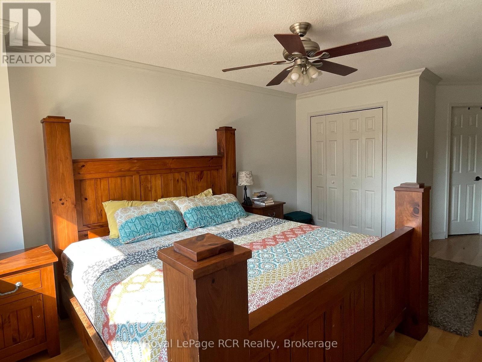 409 Thomas Street, Clearview (Stayner), ON - Indoor Photo Showing Bedroom
