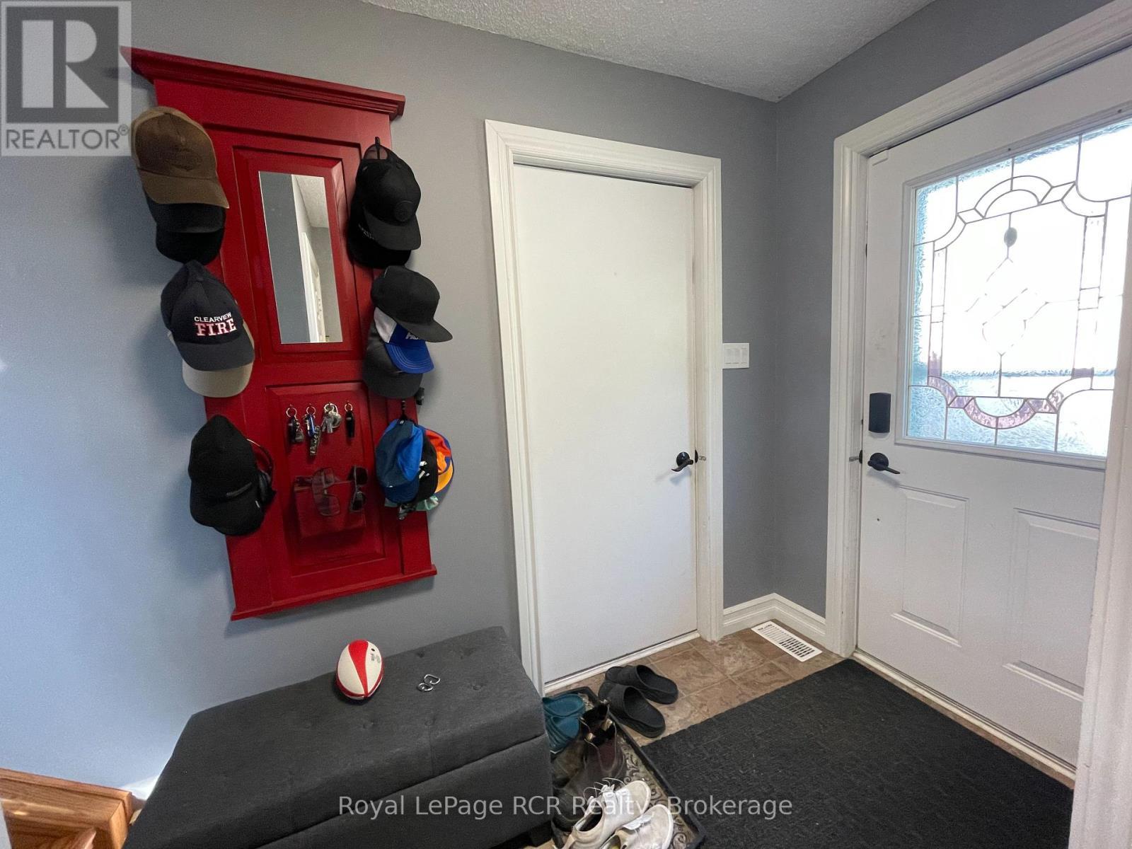 409 Thomas Street, Clearview (Stayner), ON - Indoor Photo Showing Other Room
