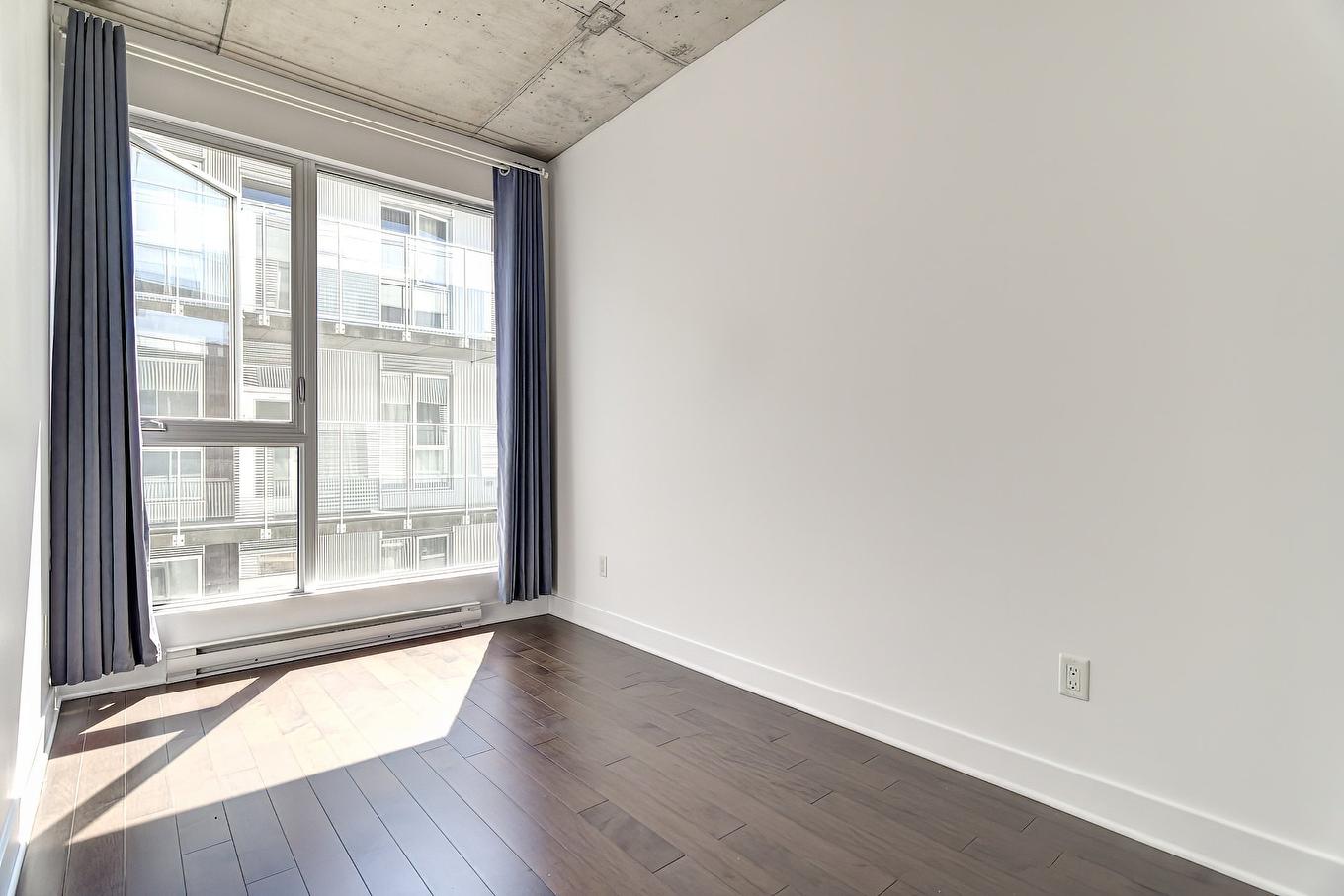 Bedroom - A504-5200 Av. Gatineau, Montréal (Côte-Des-Neiges/Notre-Dame-De-Grâce), QC - Indoor Photo Showing Other Room