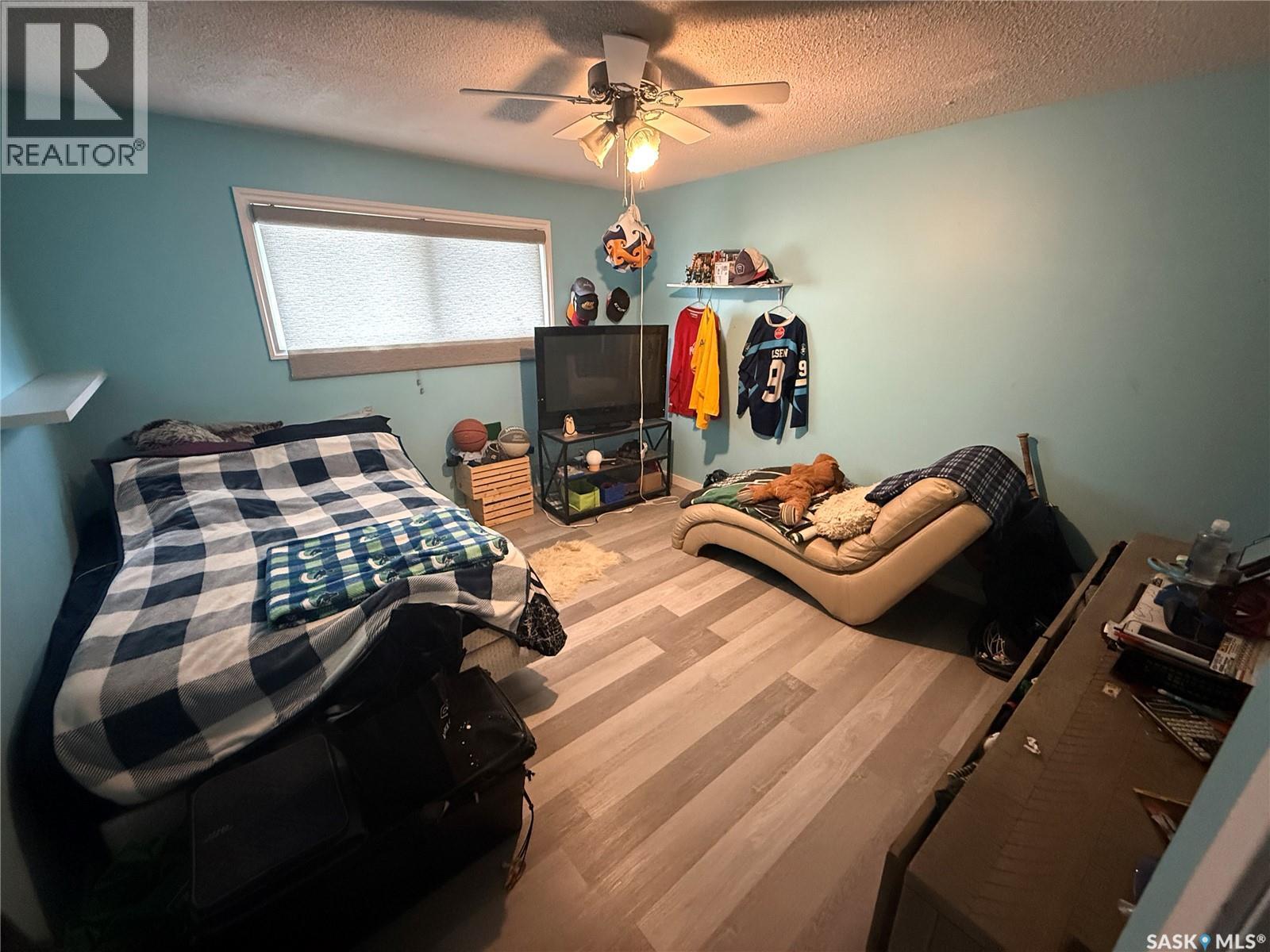 104 Railway Avenue E, Shellbrook, SK - Indoor Photo Showing Bedroom