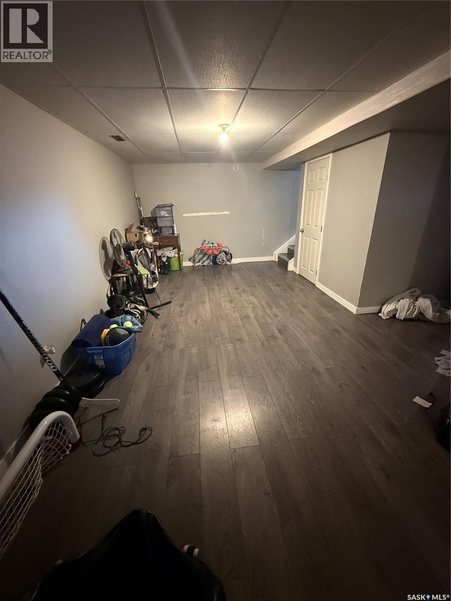 104 Railway Avenue E, Shellbrook, SK - Indoor