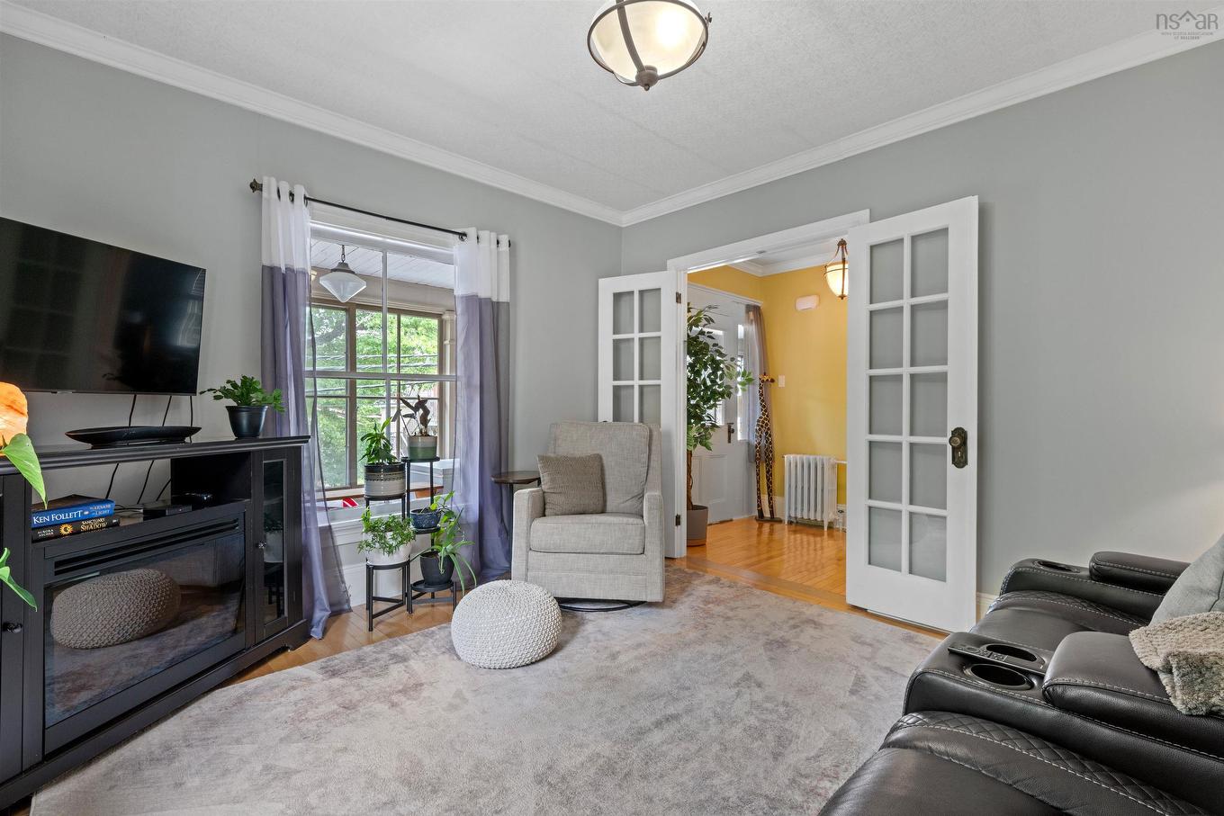 153 Pleasant Street, Bridgewater, NS