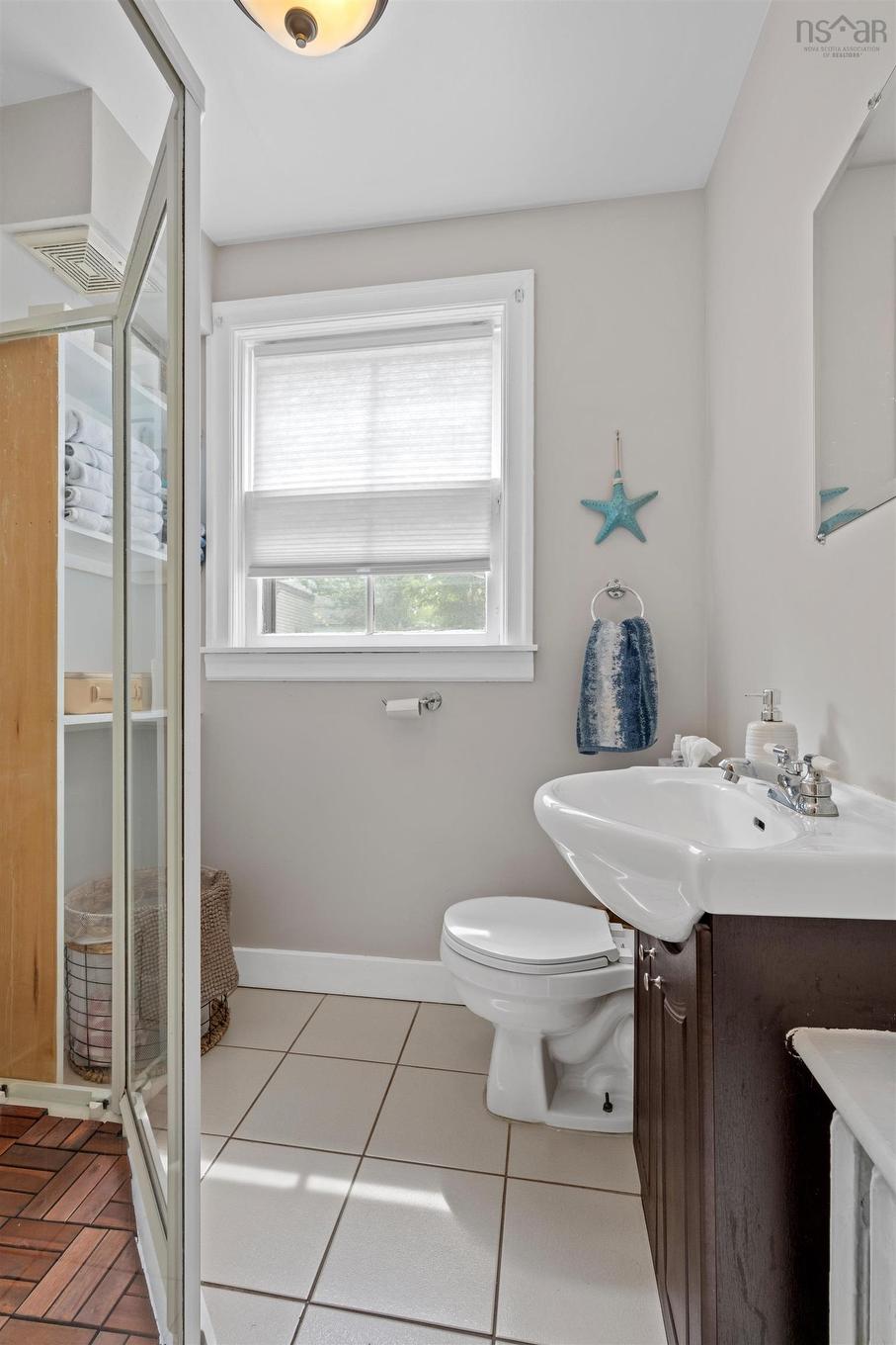 153 Pleasant Street, Bridgewater, NS