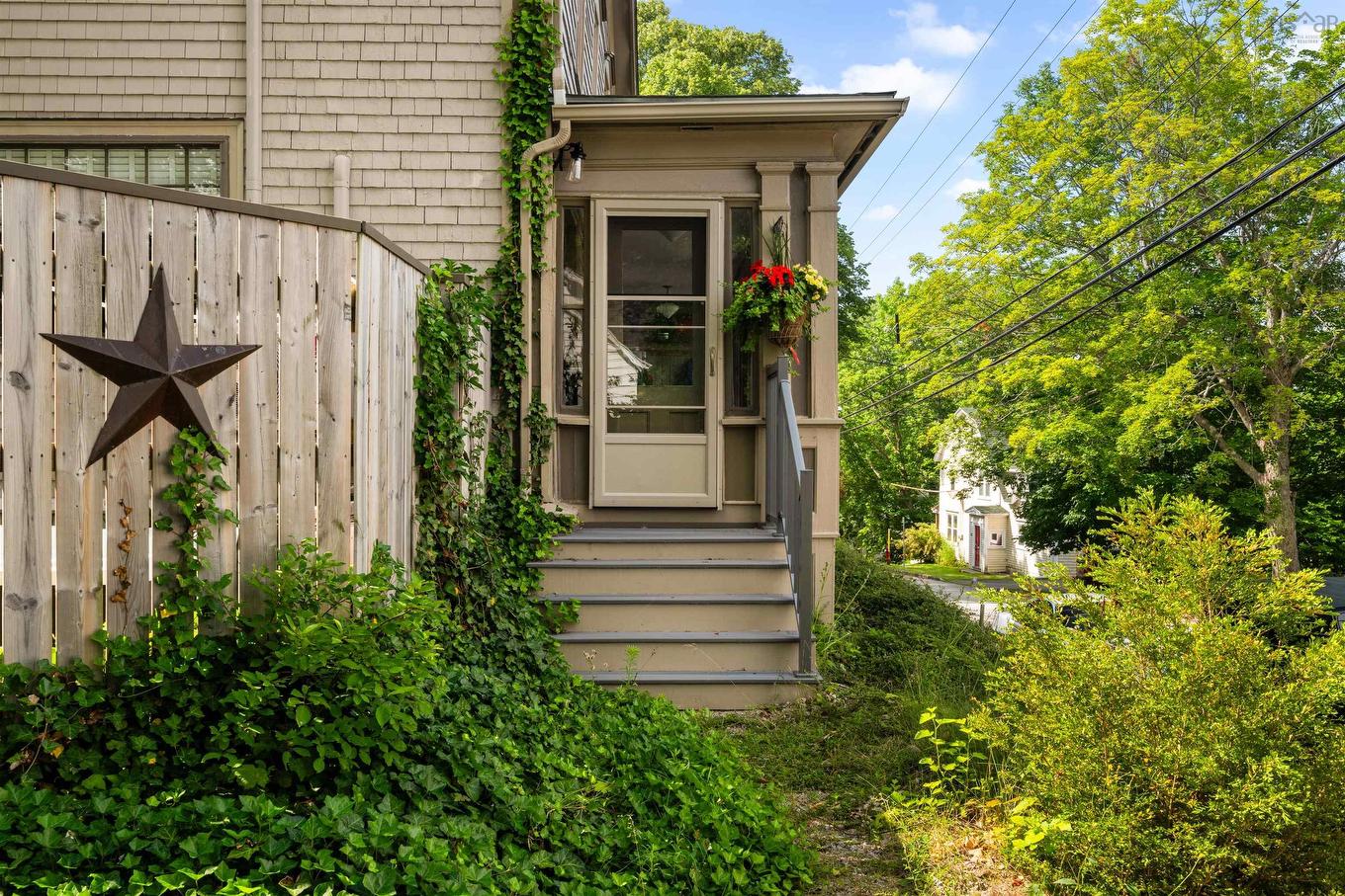 153 Pleasant Street, Bridgewater, NS