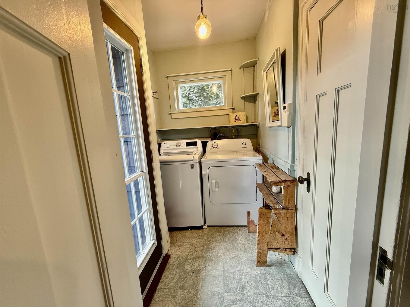 70 Victoria Road, Lunenburg, NS