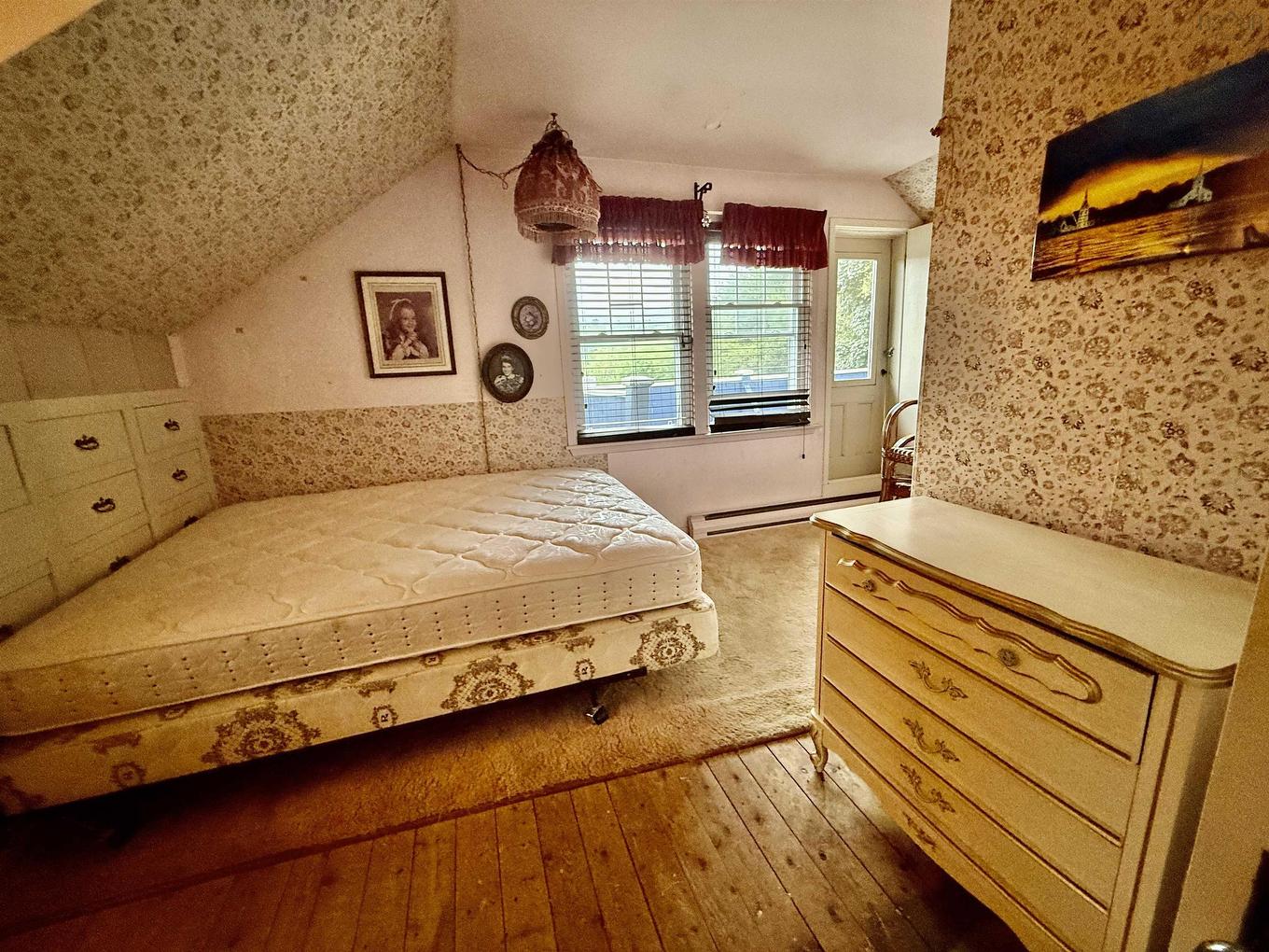 70 Victoria Road, Lunenburg, NS