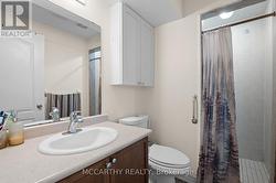 Lower Level Primary Ensuite -