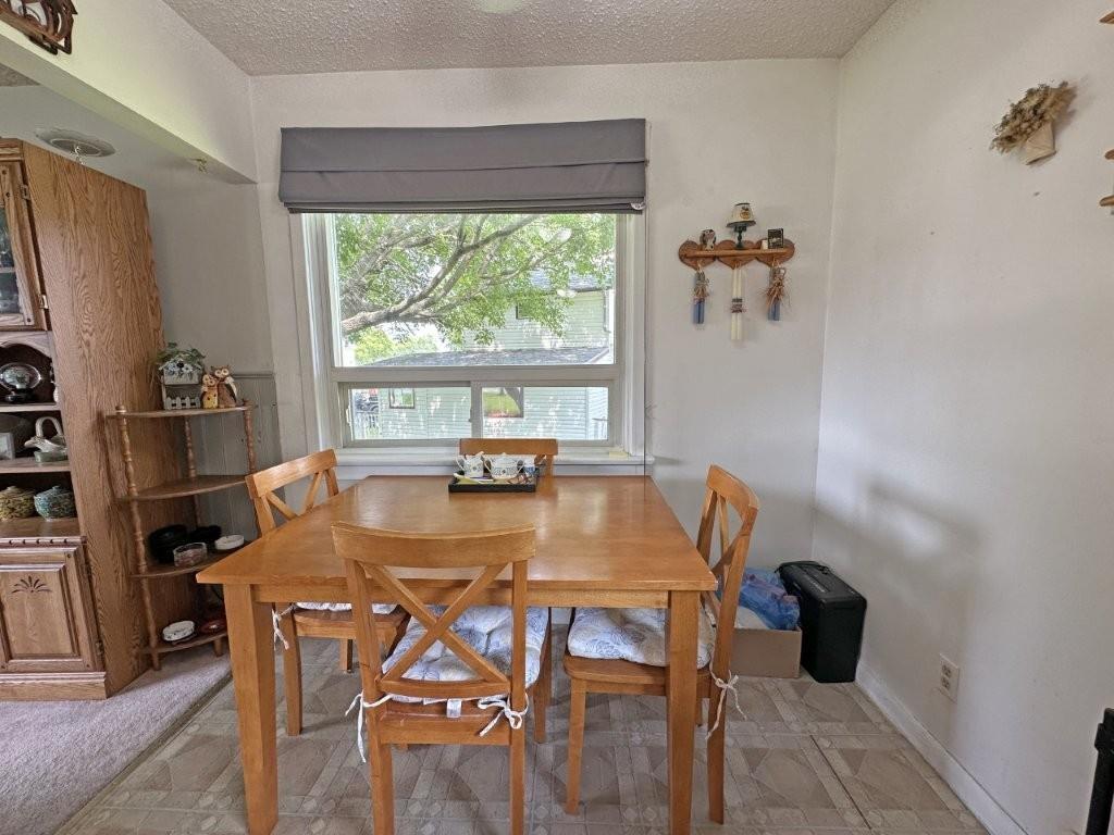 2 Stewart Ave, Red Rock, ON - Indoor Photo Showing Dining Room