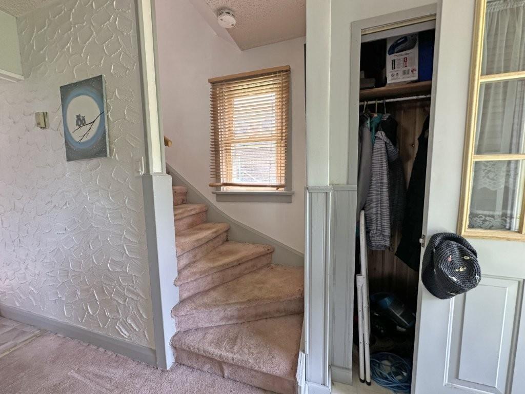 2 Stewart Ave, Red Rock, ON - Indoor Photo Showing Other Room