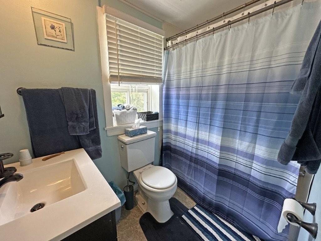 2 Stewart Ave, Red Rock, ON - Indoor Photo Showing Bathroom
