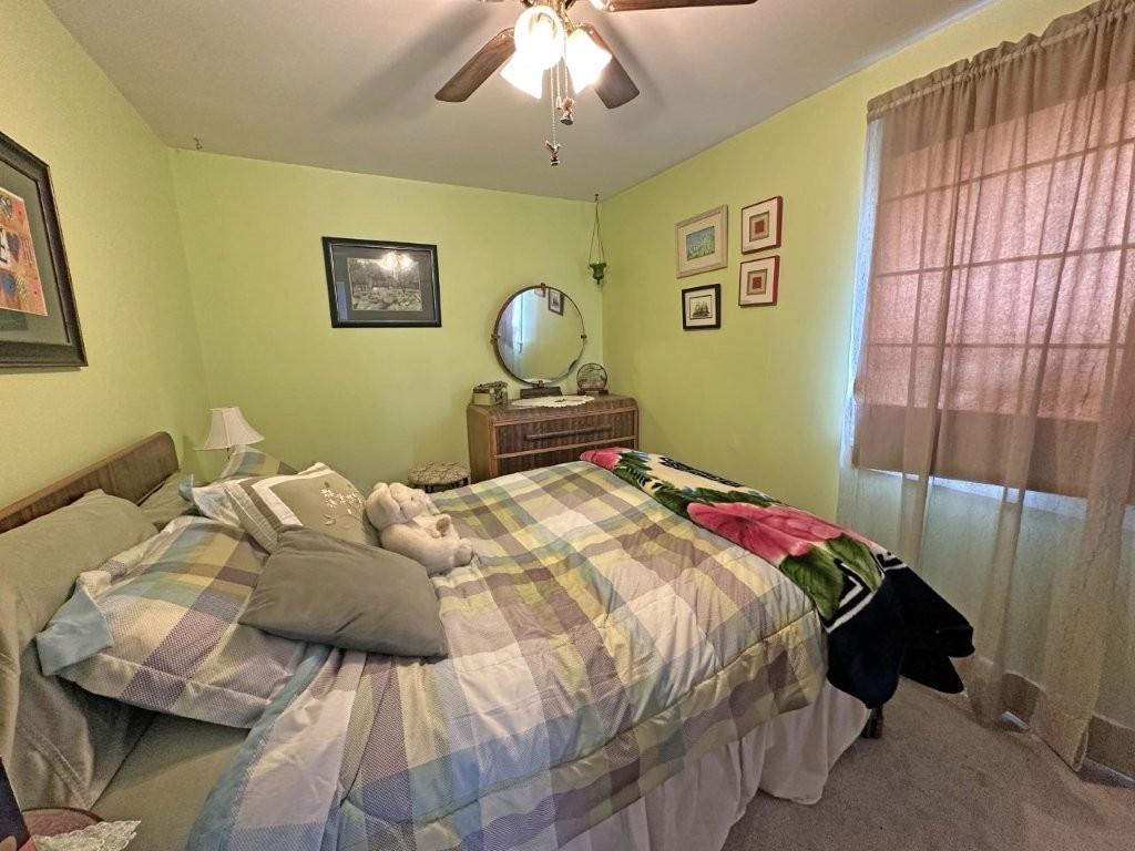 2 Stewart Ave, Red Rock, ON - Indoor Photo Showing Bedroom