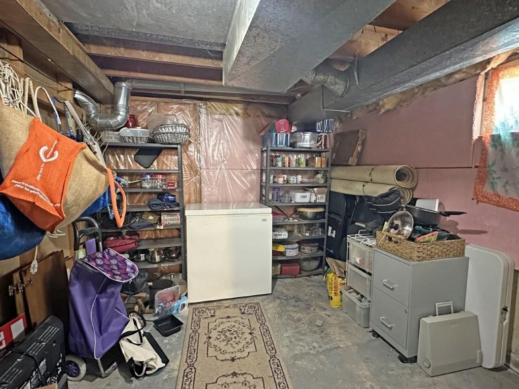 2 Stewart Ave, Red Rock, ON - Indoor