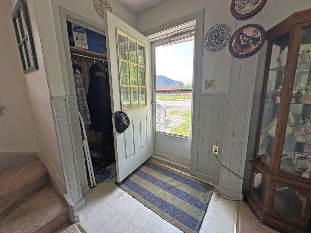 2 Stewart Ave, Red Rock, ON - Indoor Photo Showing Other Room