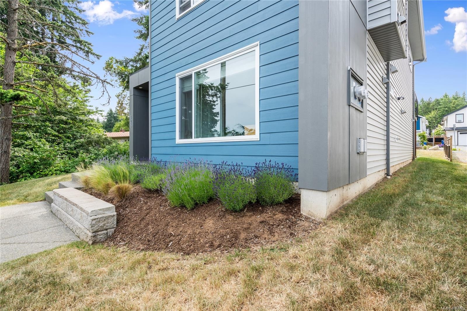 925 Howard Ave, Nanaimo, BC