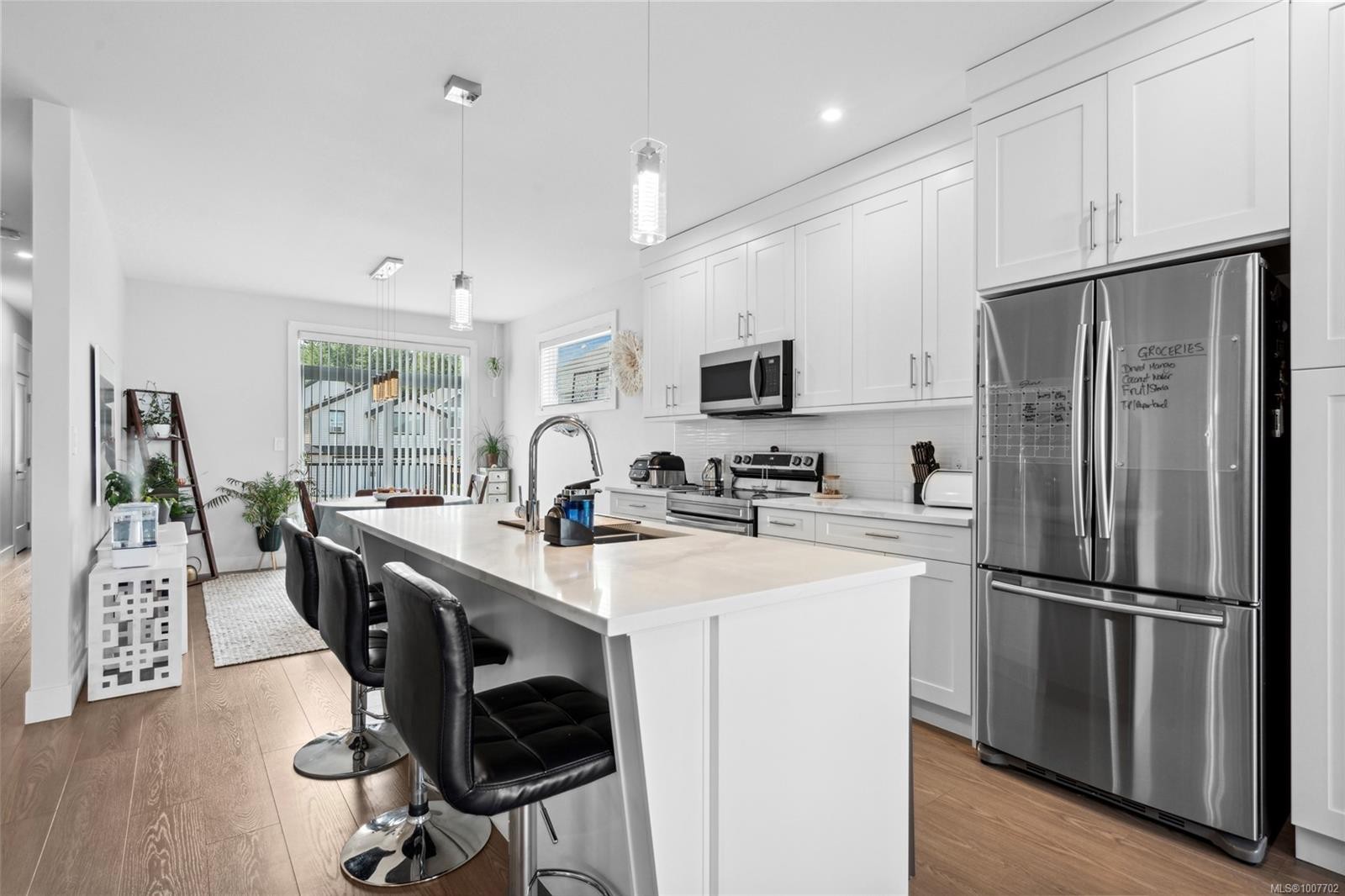 925 Howard Ave, Nanaimo, BC