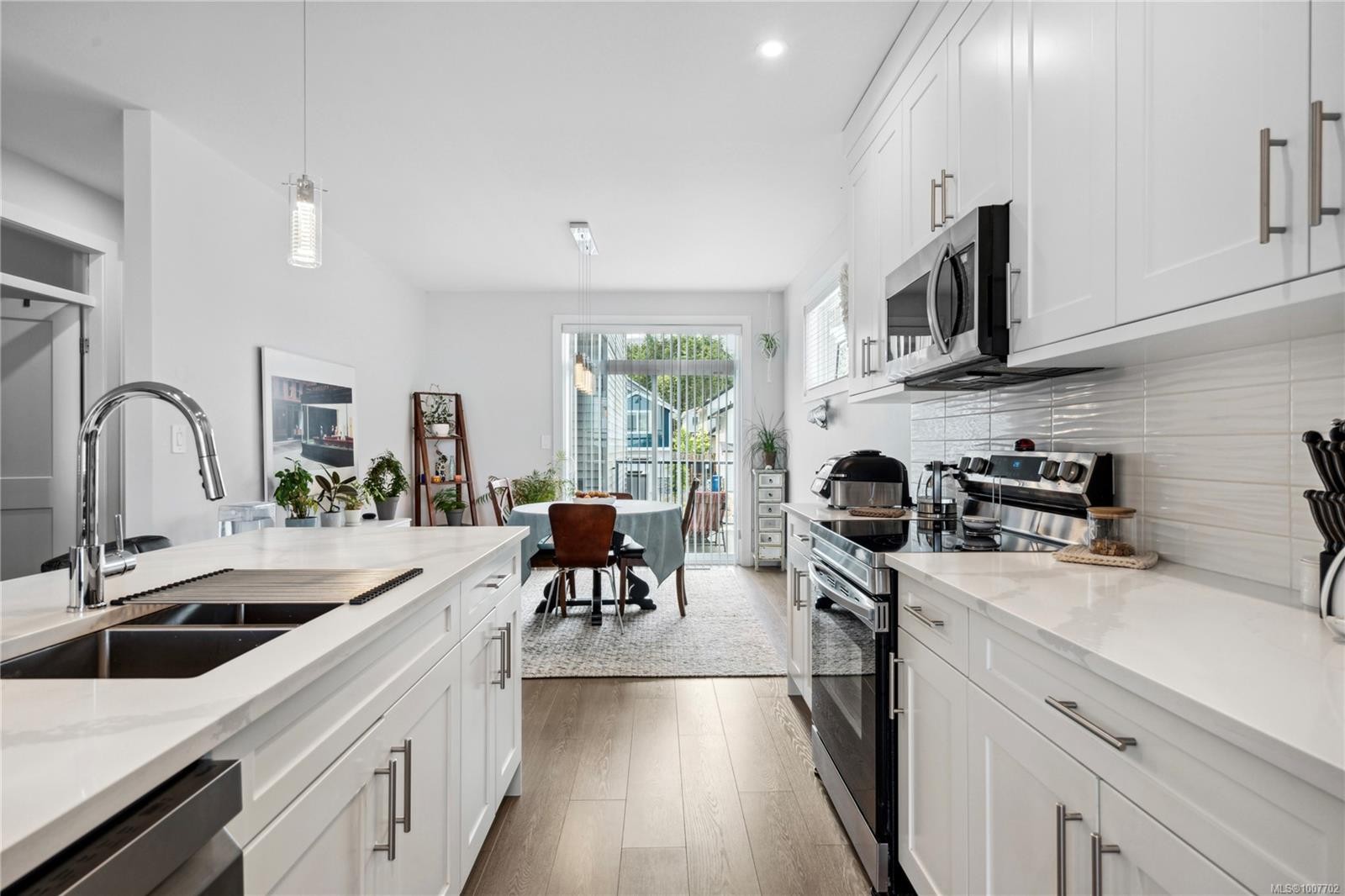 925 Howard Ave, Nanaimo, BC