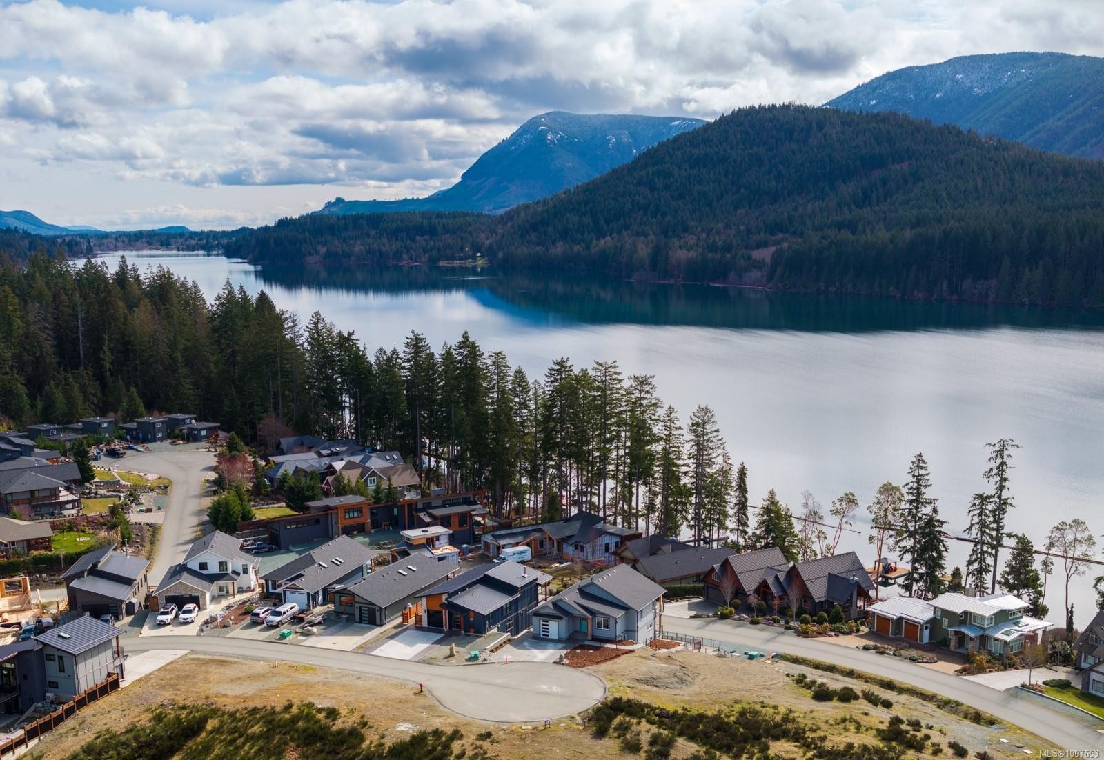 9394 Lakefront Rise, Lake Cowichan, BC