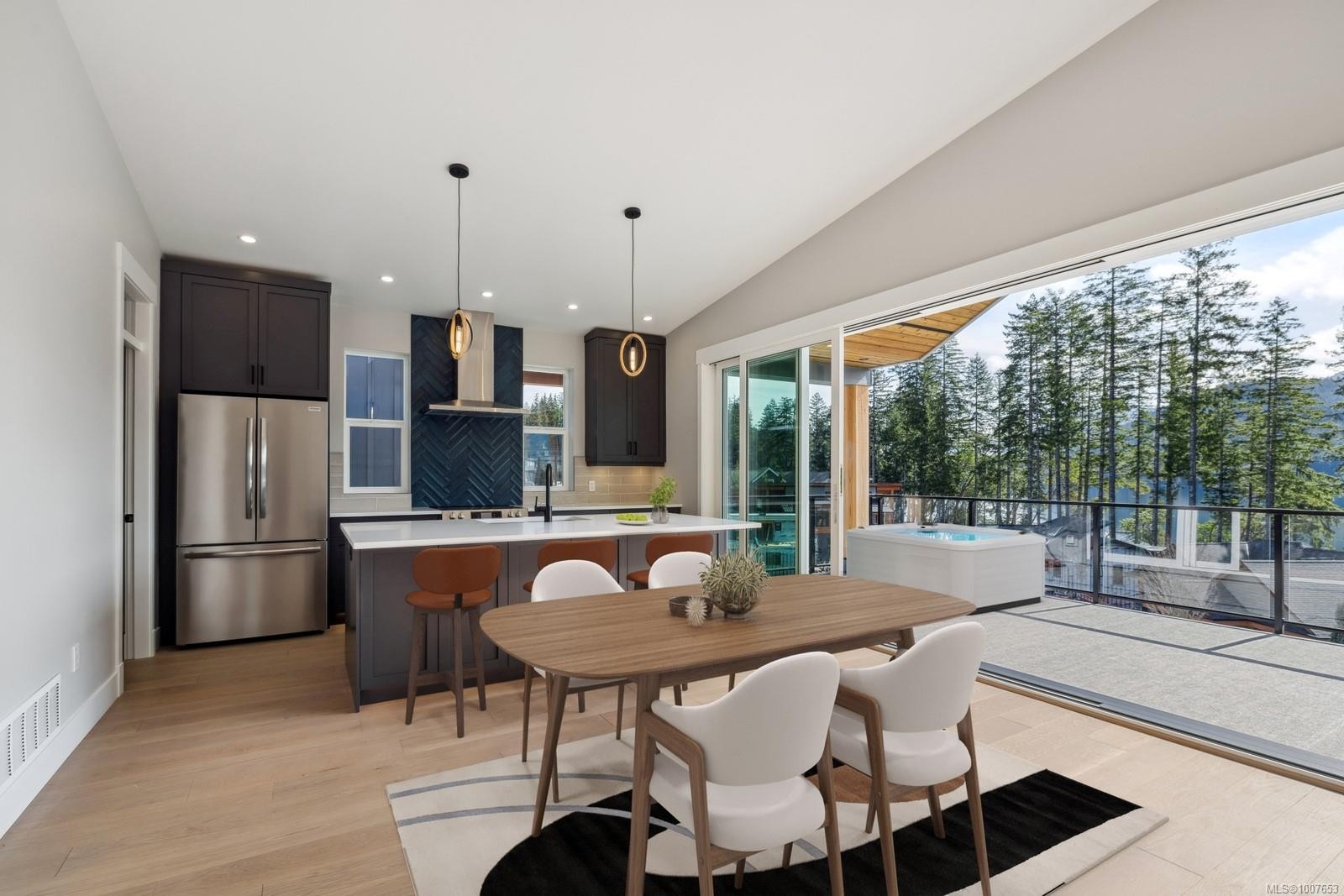 9394 Lakefront Rise, Lake Cowichan, BC