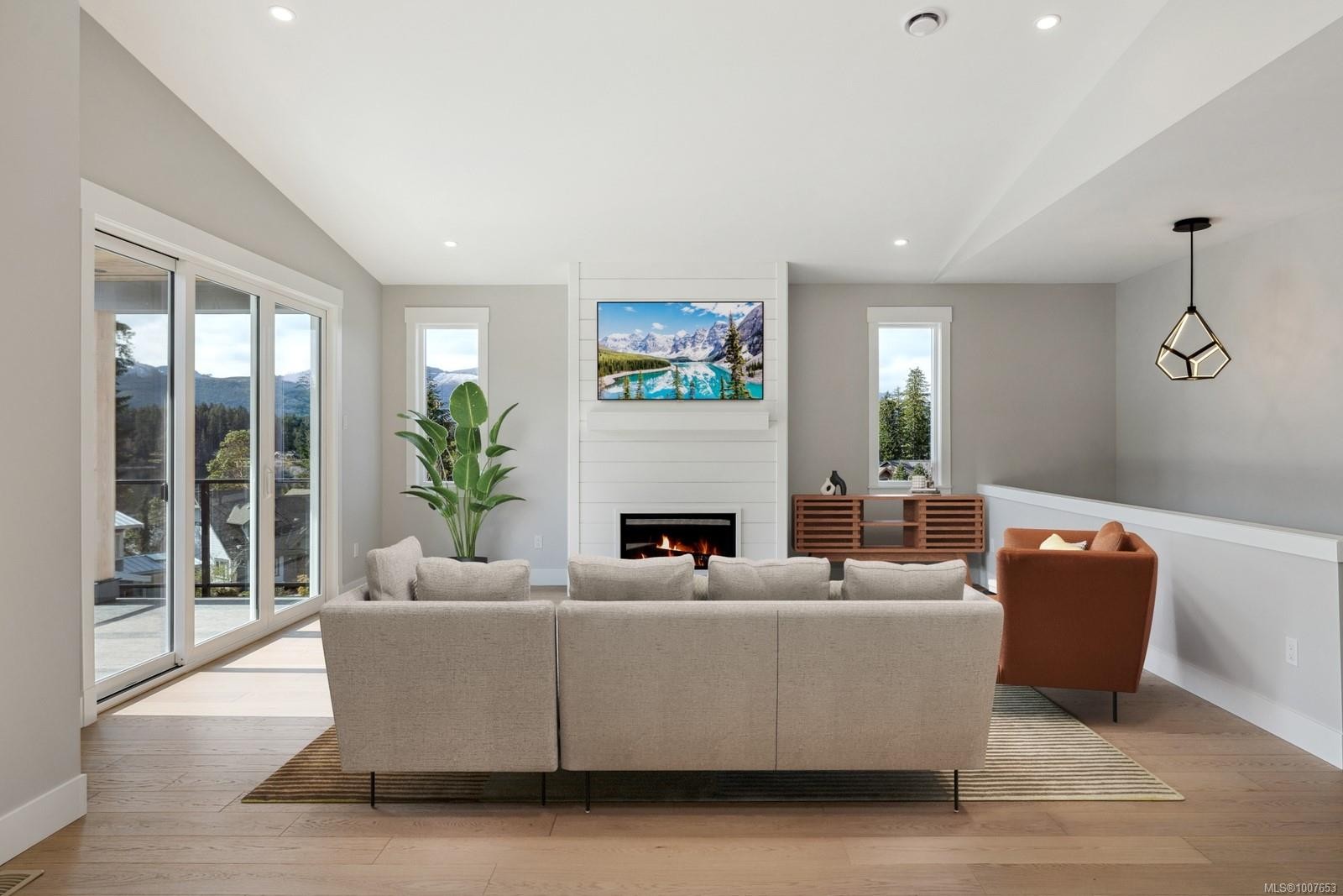 9394 Lakefront Rise, Lake Cowichan, BC