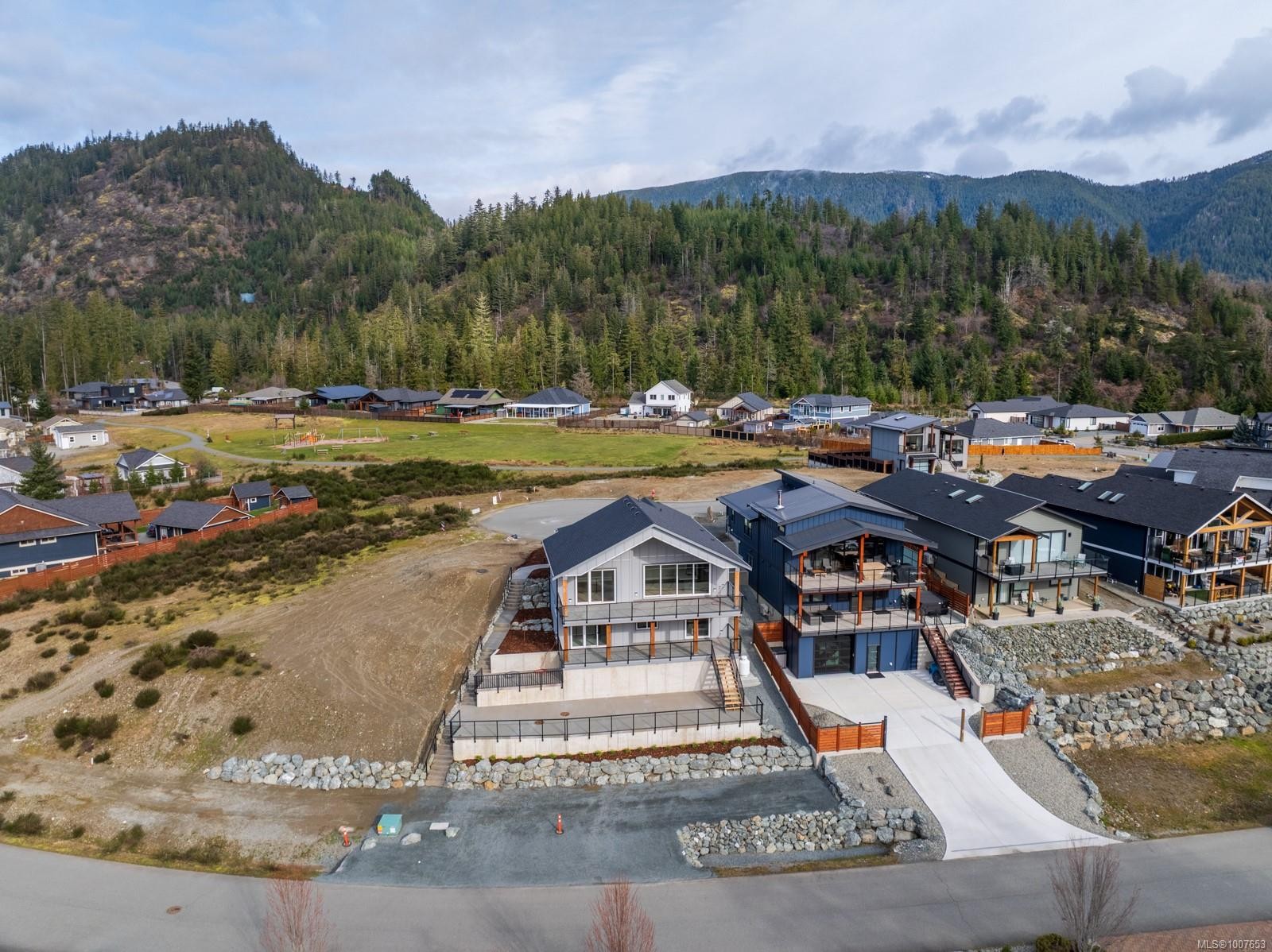 9394 Lakefront Rise, Lake Cowichan, BC