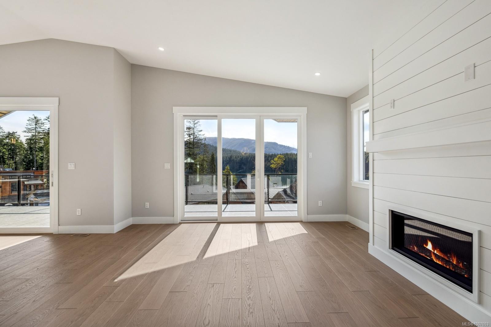 9394 Lakefront Rise, Lake Cowichan, BC