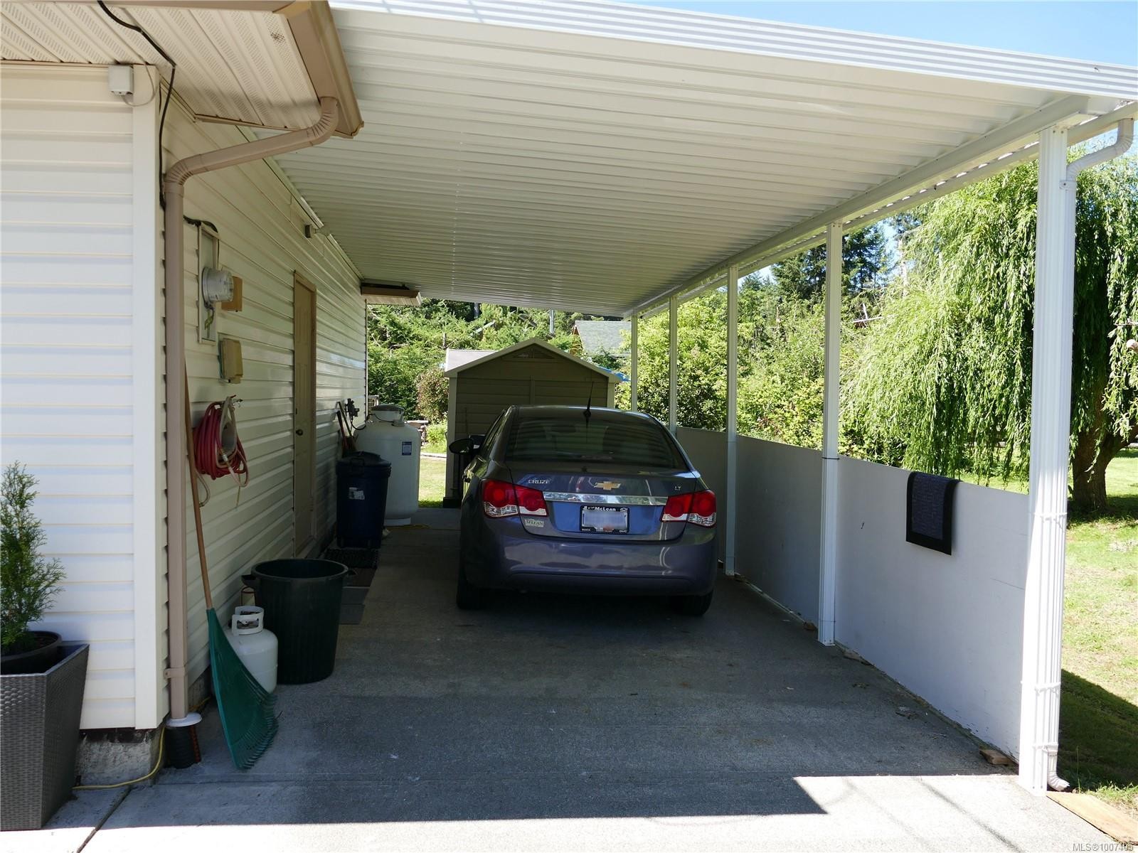 6637 Walker Frontage Rd, Fanny Bay, BC