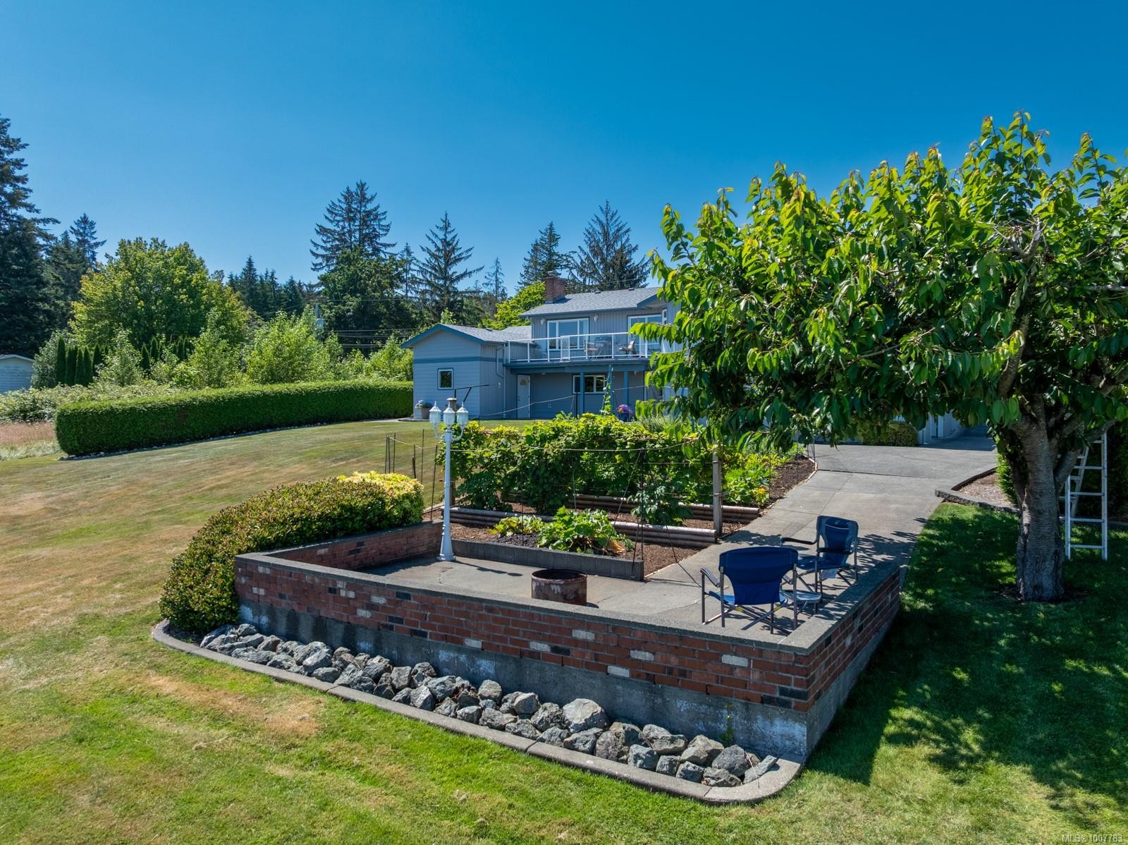 6348 Eagles Dr, Courtenay, BC