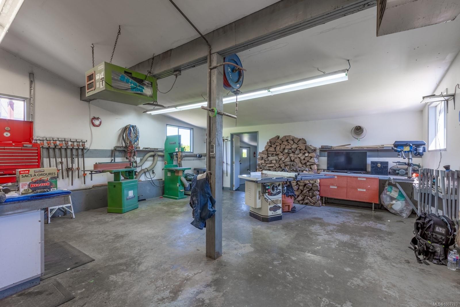 6348 Eagles Dr, Courtenay, BC