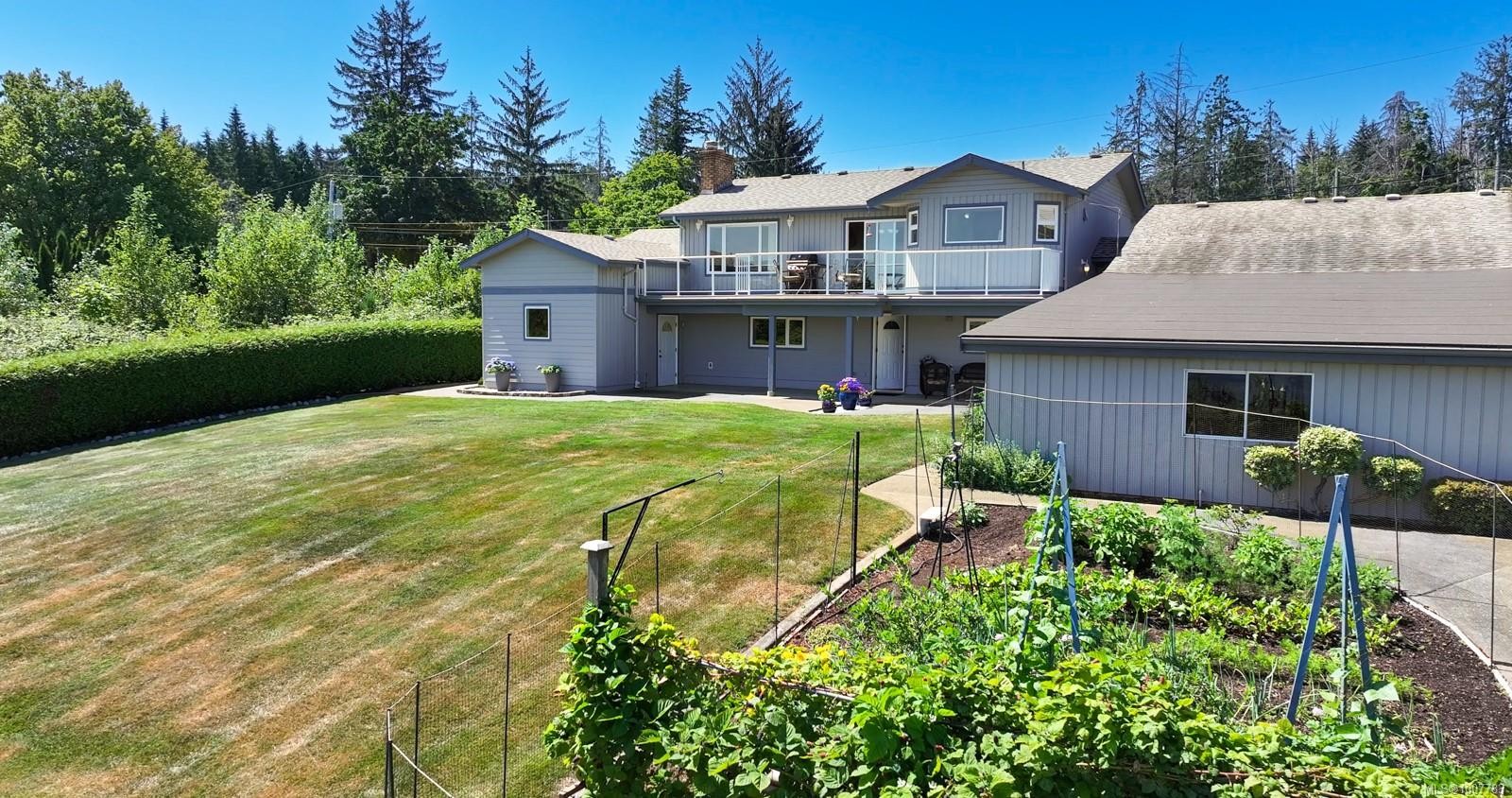 6348 Eagles Dr, Courtenay, BC