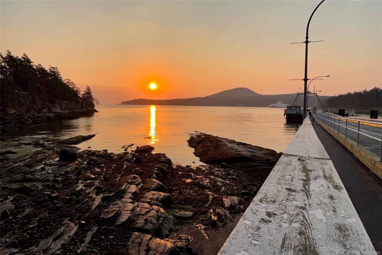 5 D1-134 Madrona Dr, Galiano Island, BC - Outdoor With Body Of Water With View