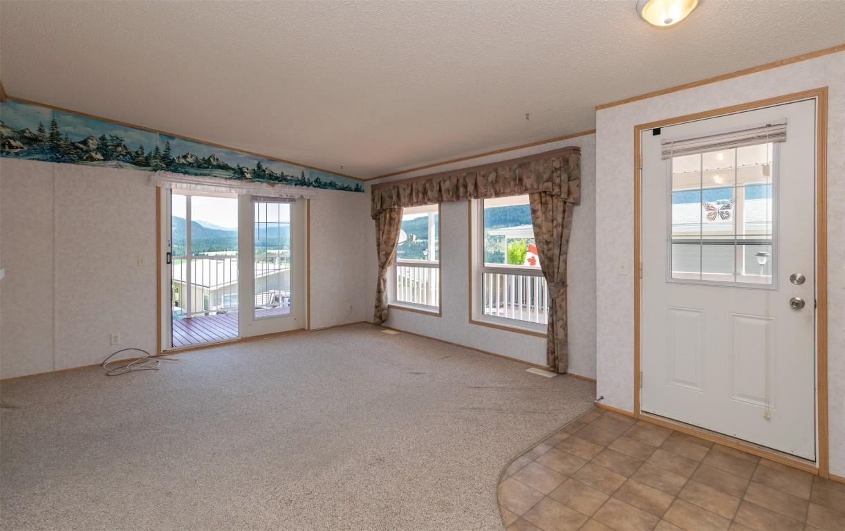 42-1885 Tappen Notch Hill Road, Tappen, BC