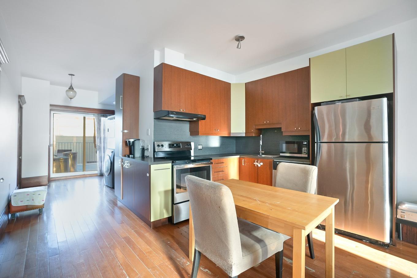 Cuisine - 5283 - 5287 Rue Berri, Montréal (Le Plateau-Mont-Royal), QC