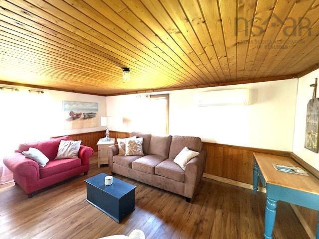 17 Locke Street, Lockeport, NS