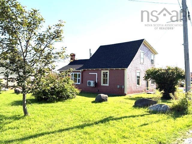 17 Locke Street, Lockeport, NS