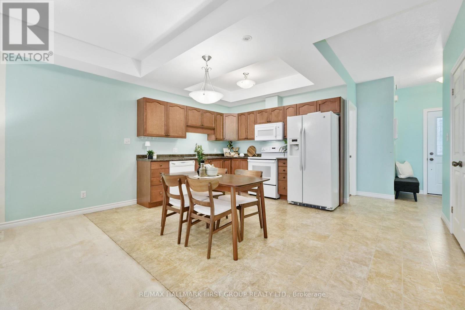 202 - 17 George Court, Cramahe, ON - Indoor