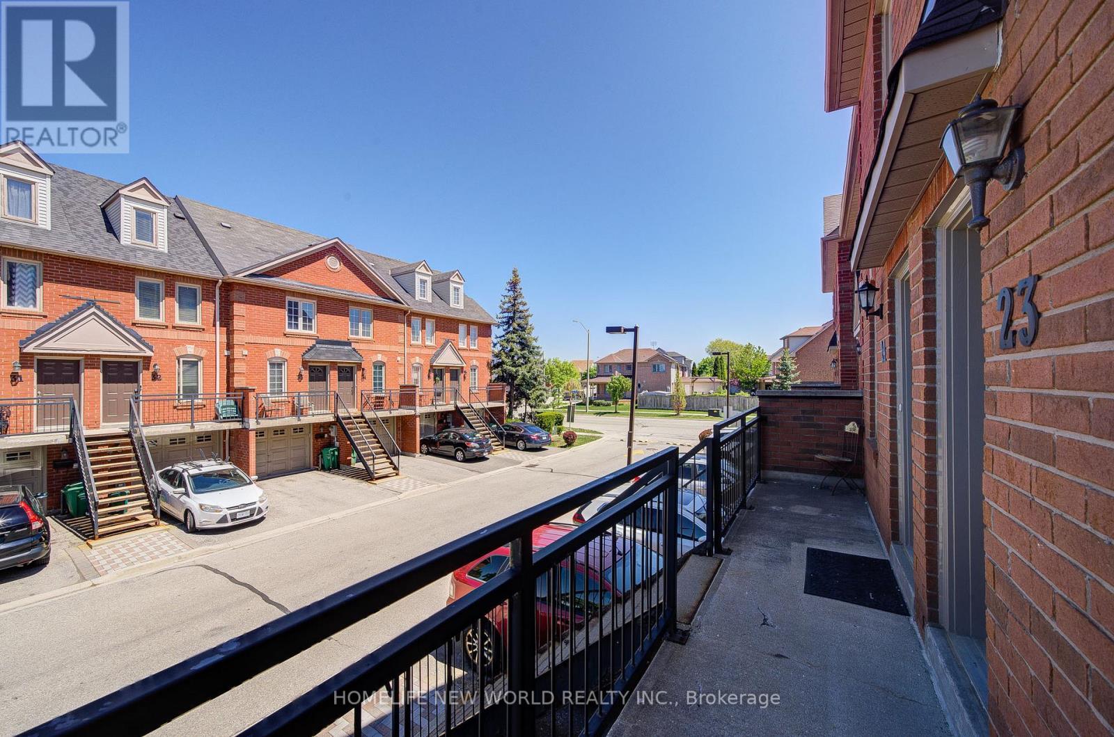 23 - 3895 Doug Leavens Boulevard, Mississauga, ON - Outdoor