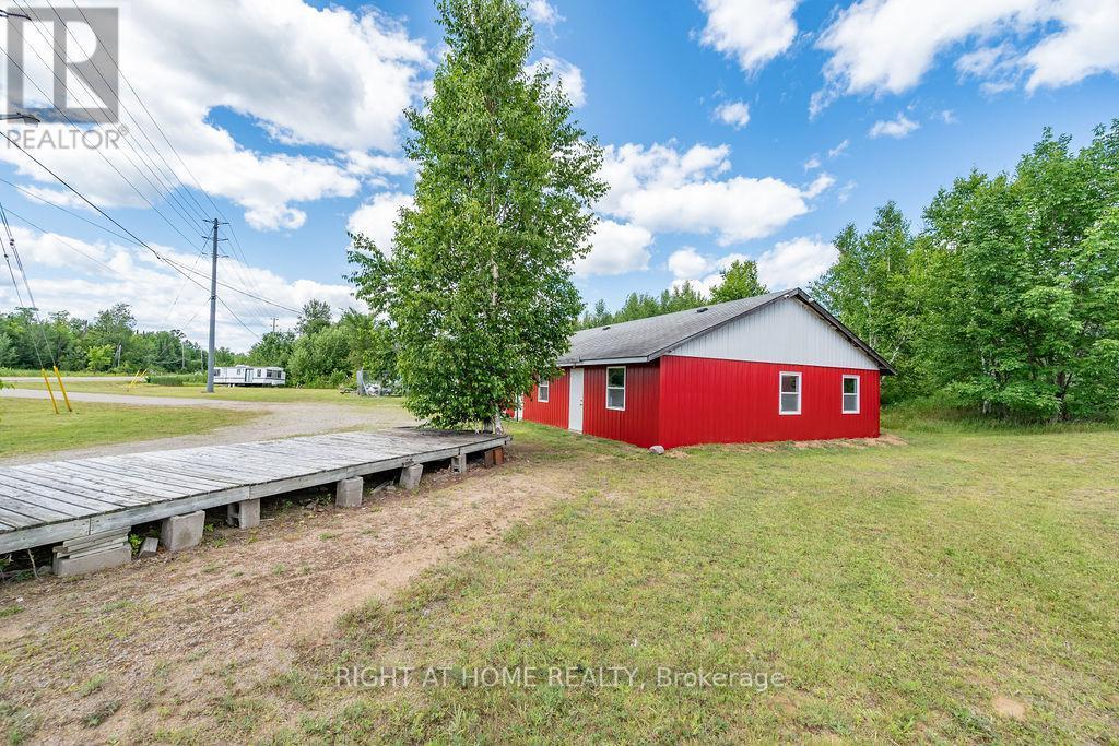 12541 Highway 41, Addington Highlands, ON
