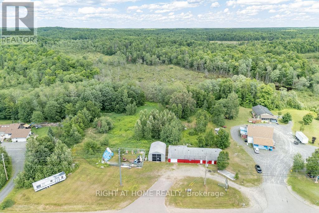12541 Highway 41, Addington Highlands, ON