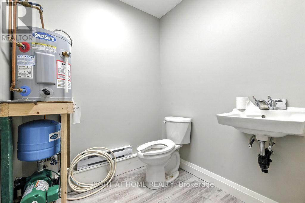 12541 Highway 41, Addington Highlands, ON