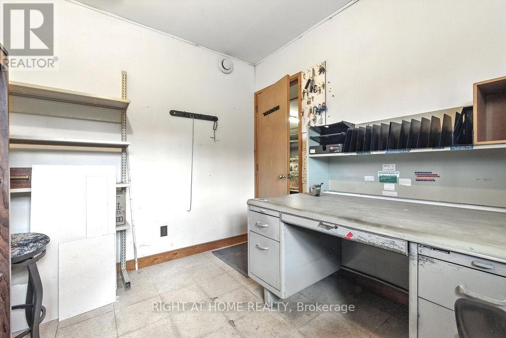 12541 Highway 41, Addington Highlands, ON