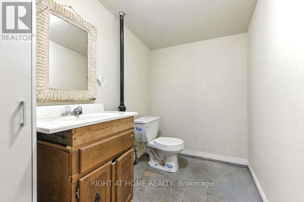 12541 Highway 41, Addington Highlands, ON